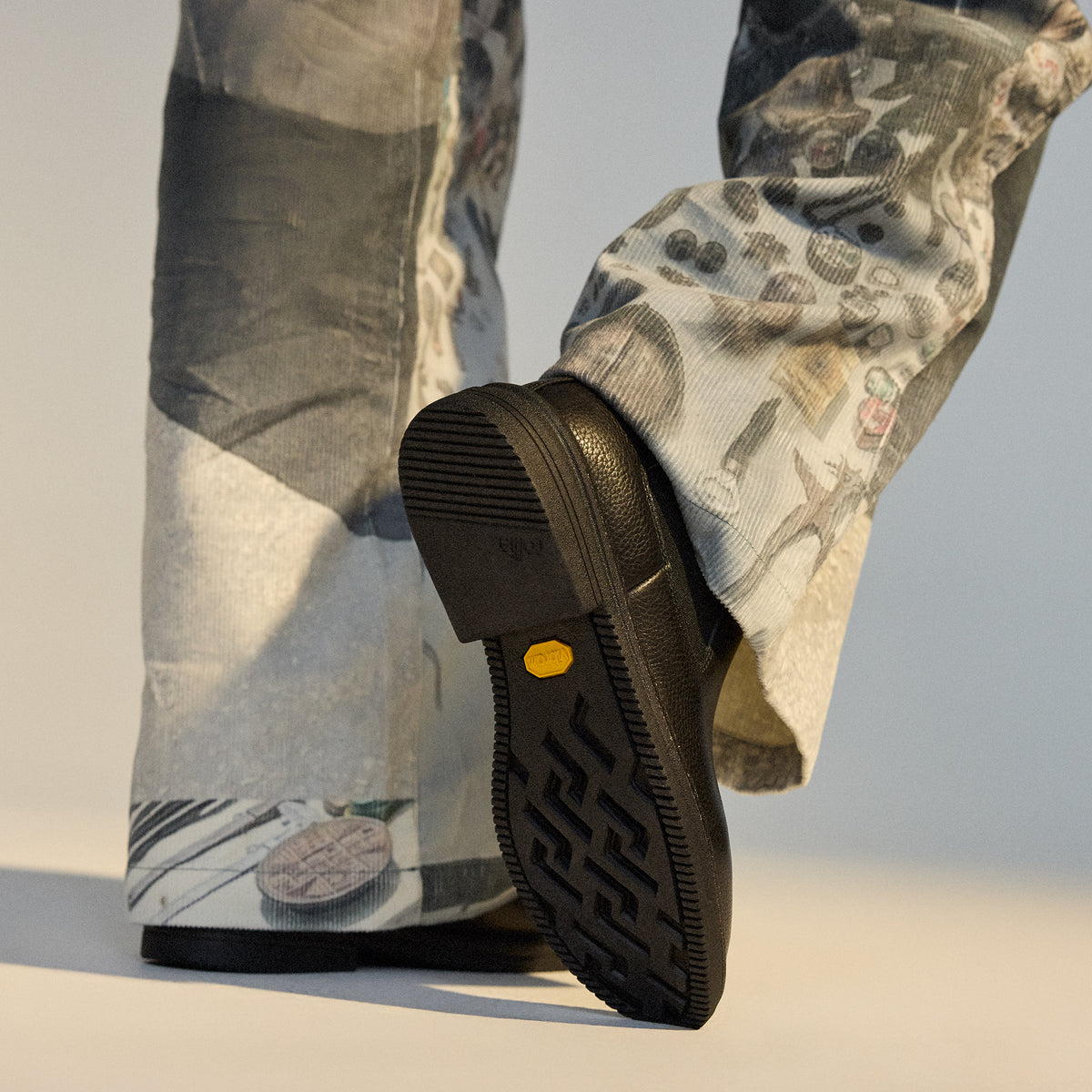 Chelsea Rise All Black Tumble