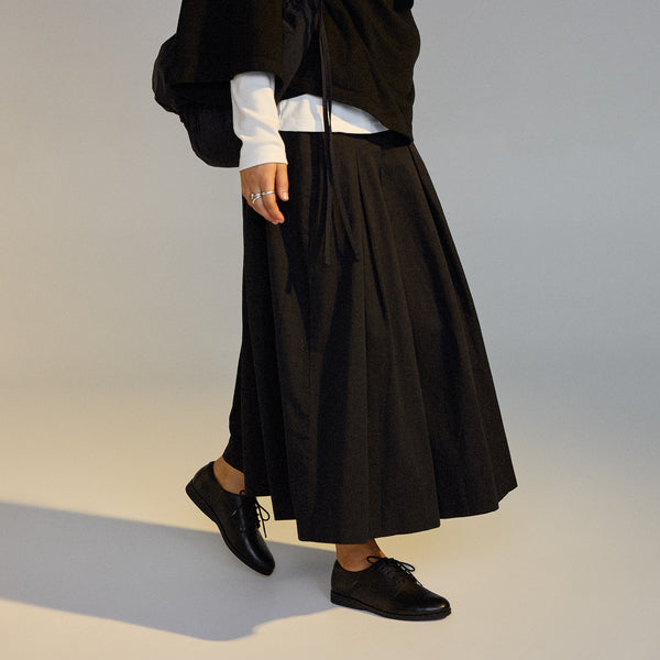 Derby All Black