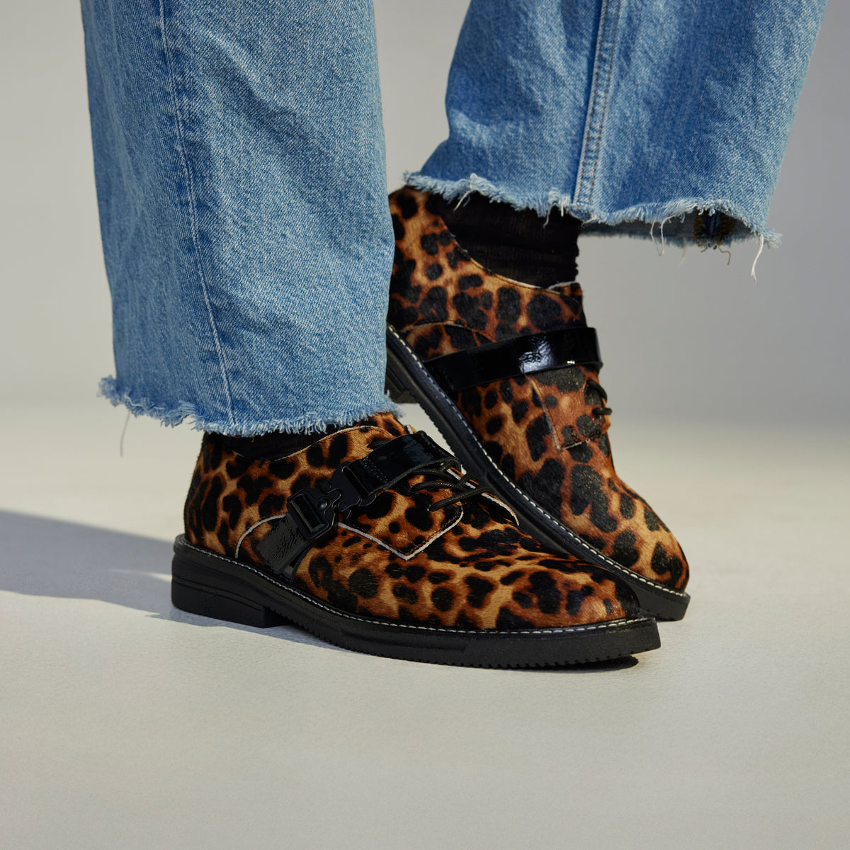 Derby Rise Strap Dark Camel Leopard/Black