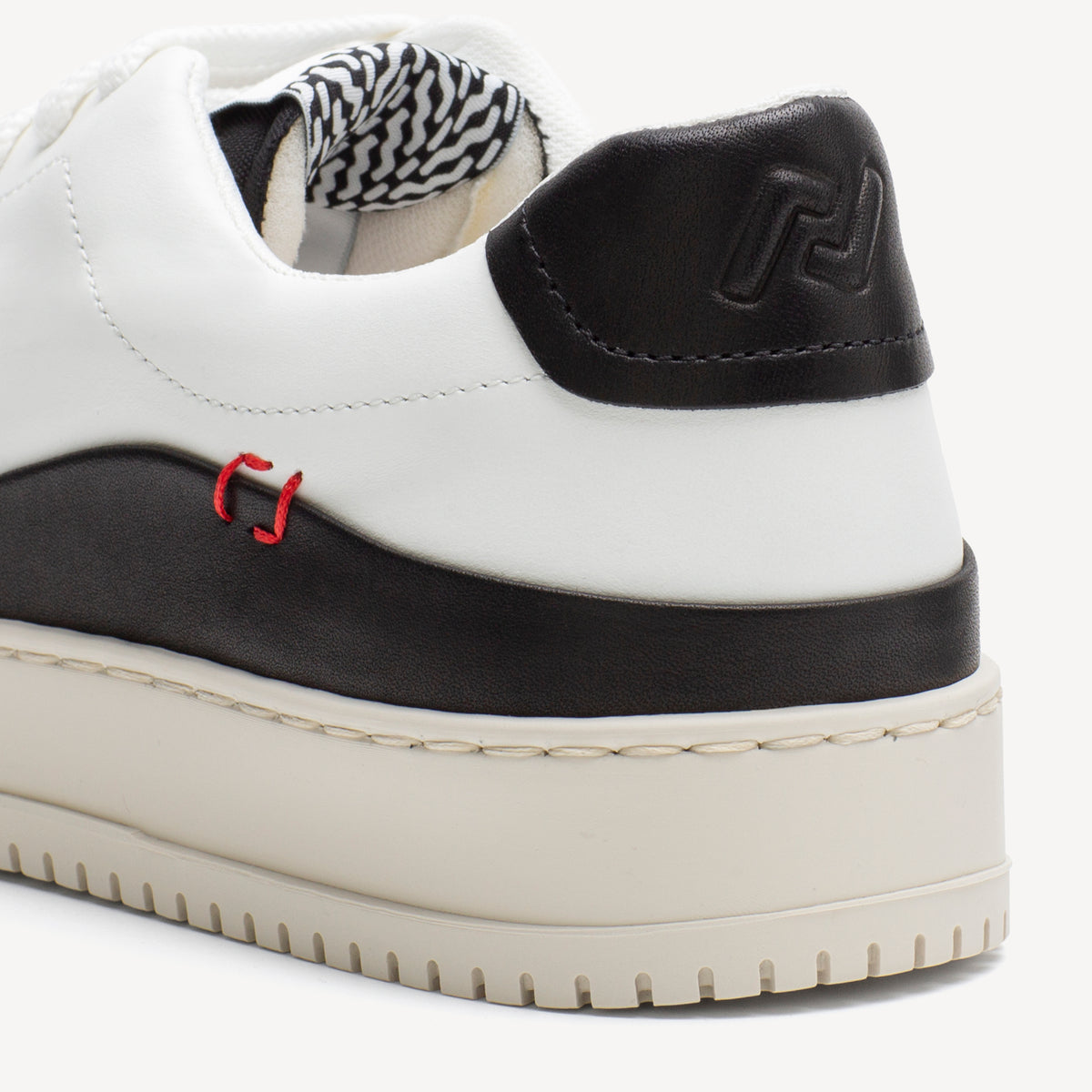 Wave Black/White