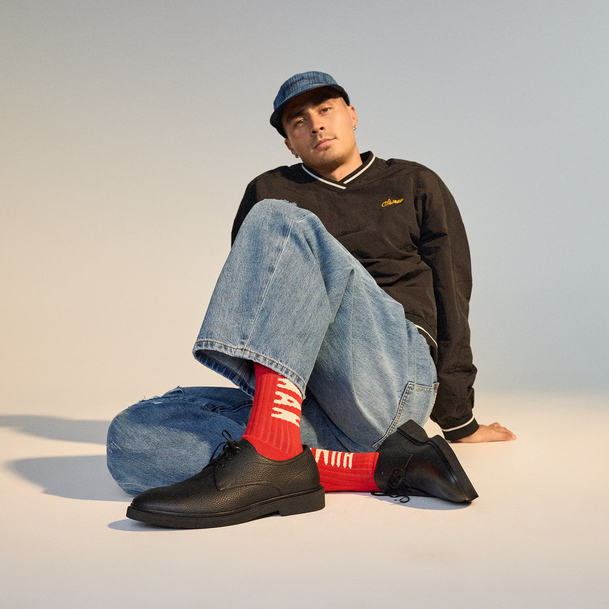 Gibson Mens All Black