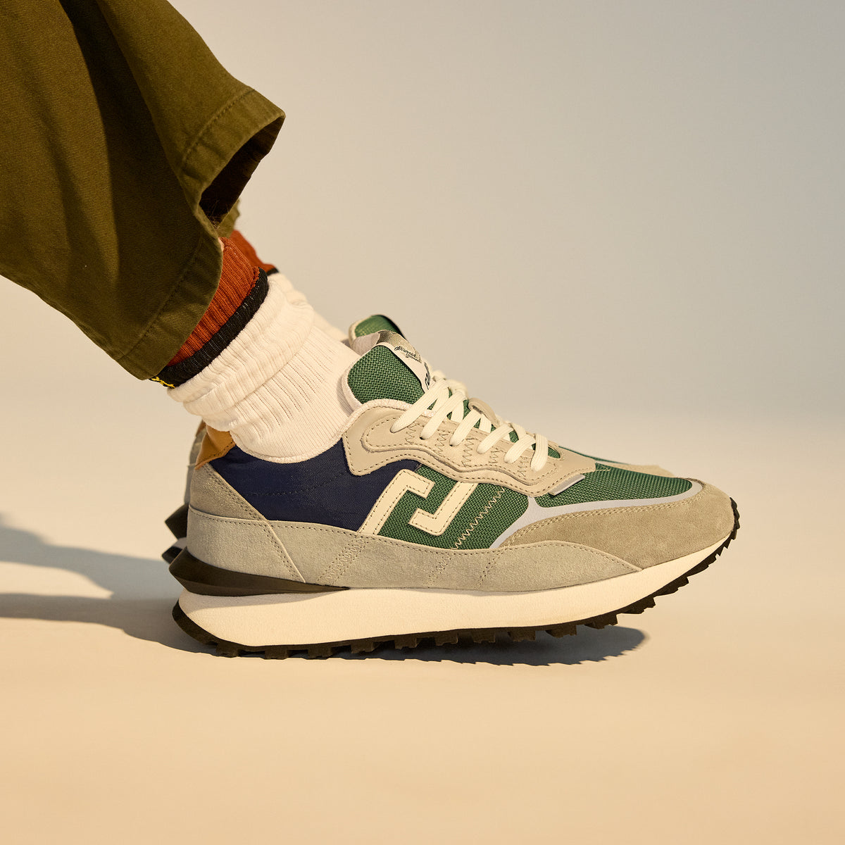 Kentu Mens Country Club