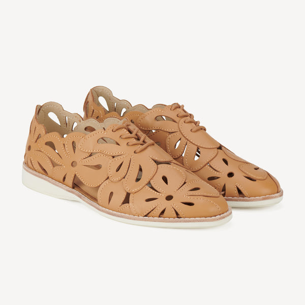 Rollie Sidecut Applique Tan — women's shoe, front view