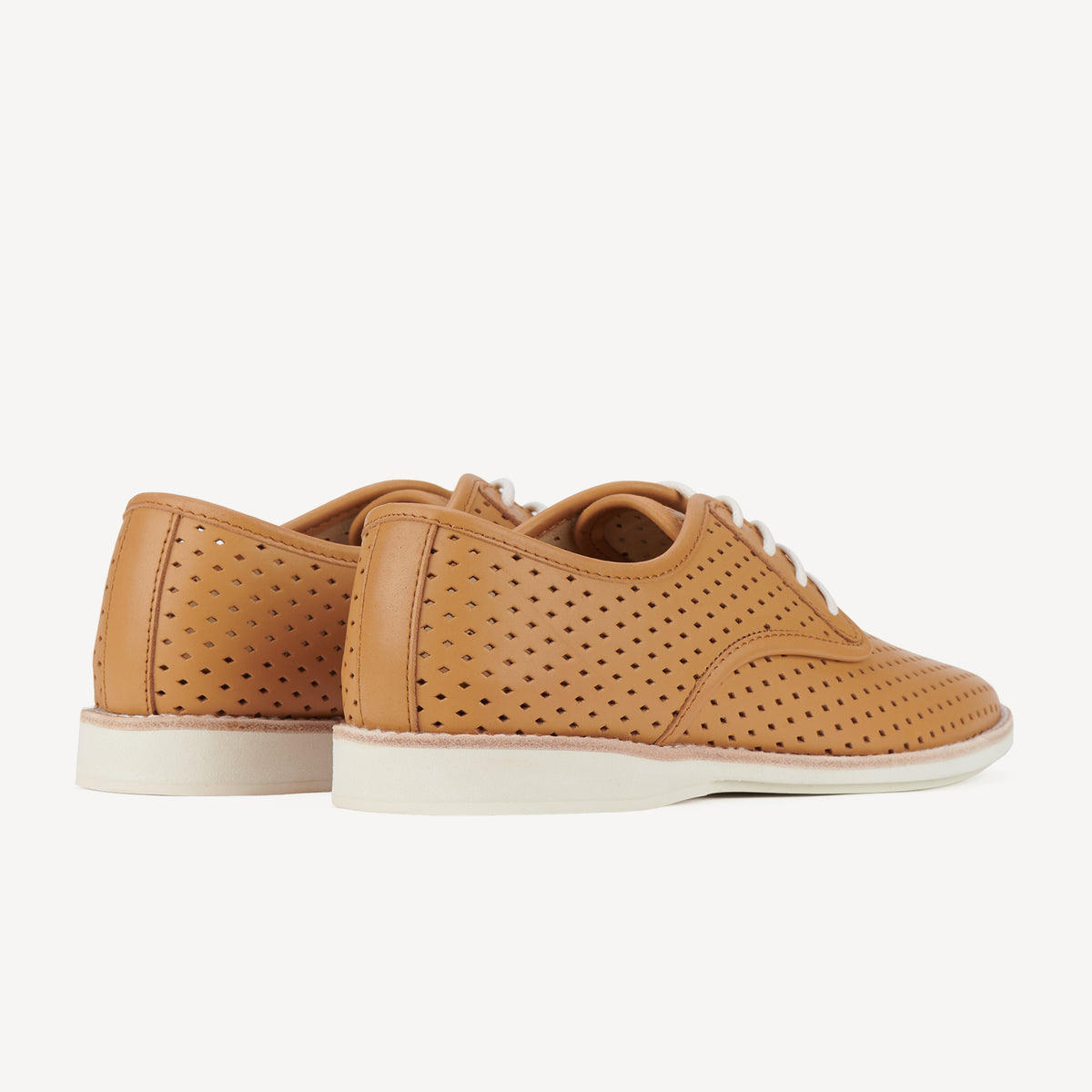 Derby Punch Soft Tan