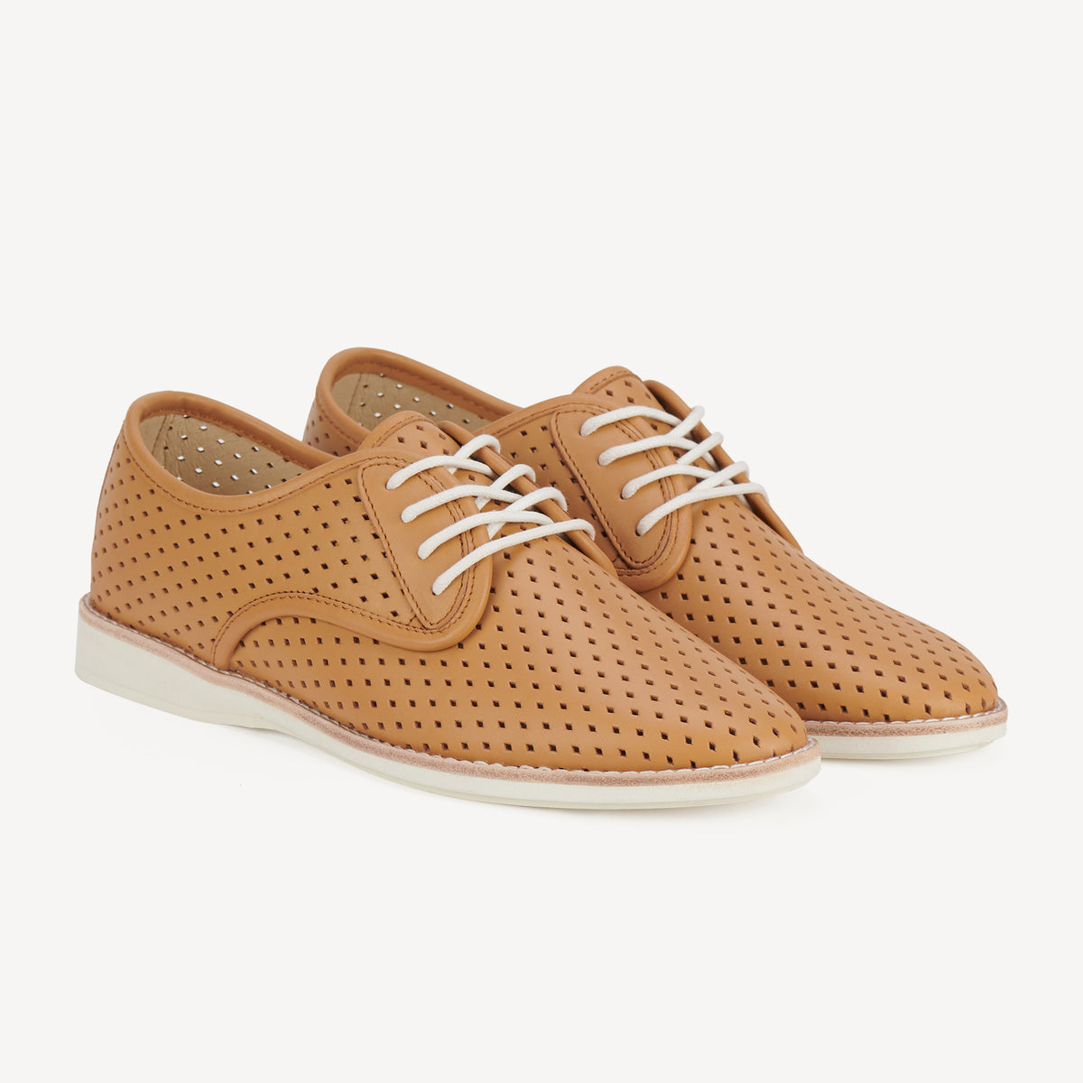 Derby Punch Soft Tan