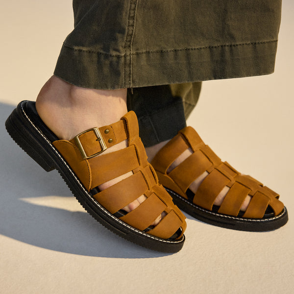 Mule Fisherman Cognac