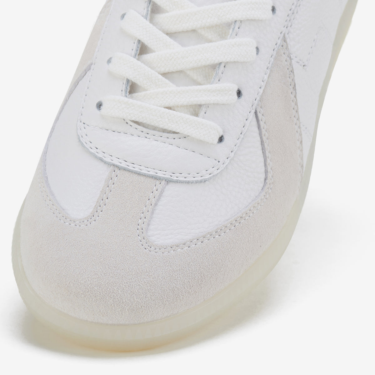 Pace All White/Clear