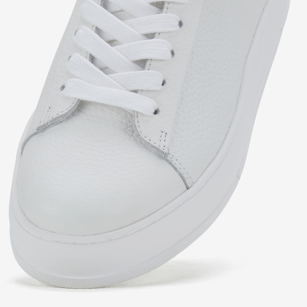 CourtClub All White