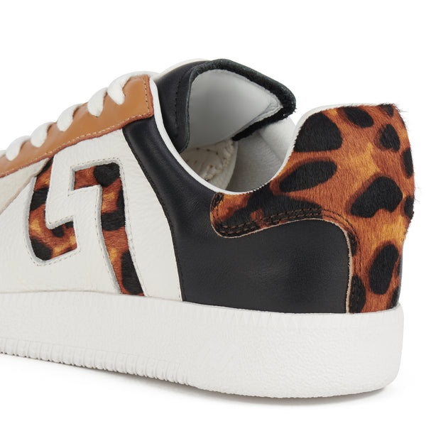 Pace White/Dark Camel Leopard