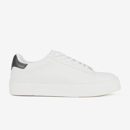 CourtClub White Black