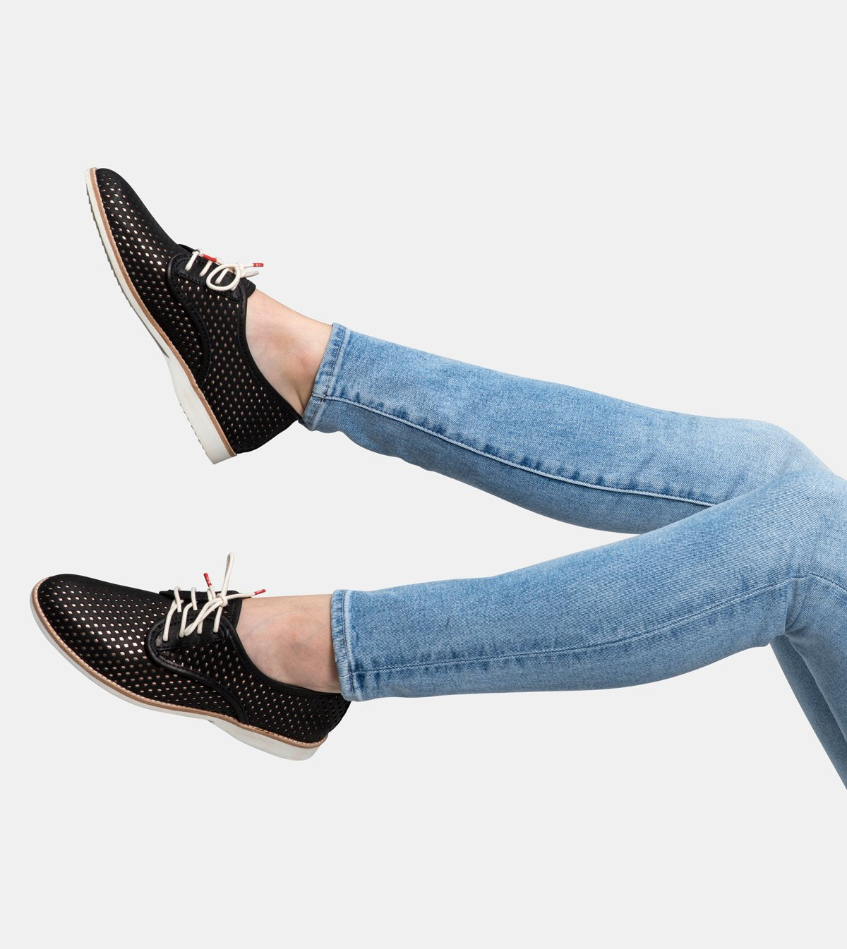 Derby Punch Overlay Black/Rose Gold 2.0