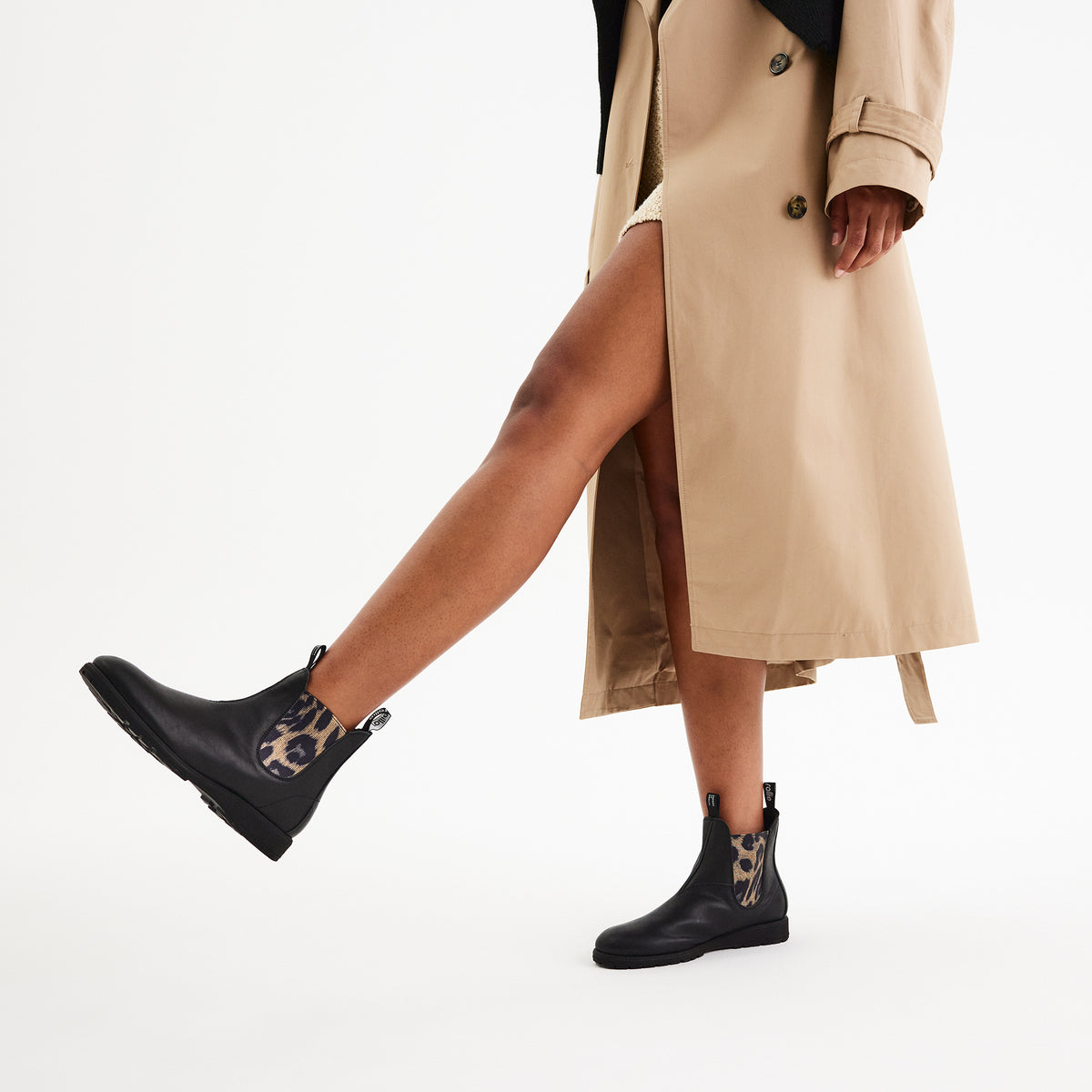 Fields Chelsea Black/Gold Leopard