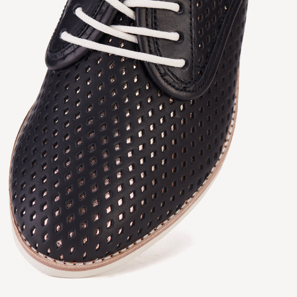 Derby Punch Overlay Black/Rose Gold