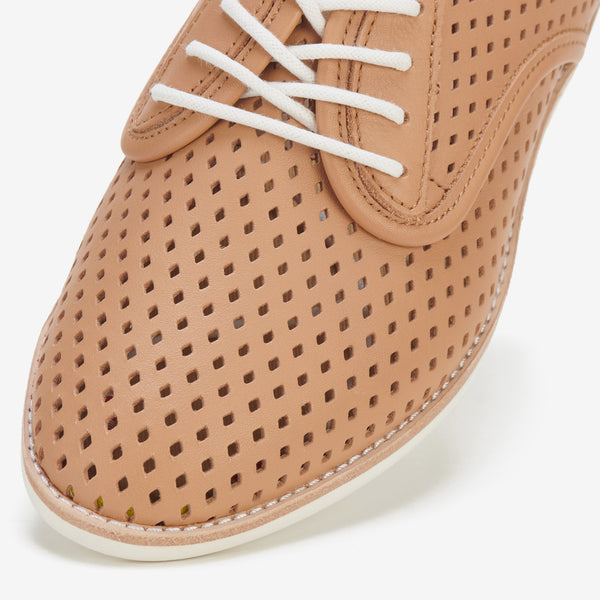 Derby Punch Soft Tan
