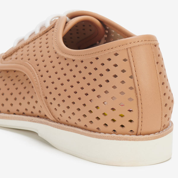 Derby Punch Soft Tan