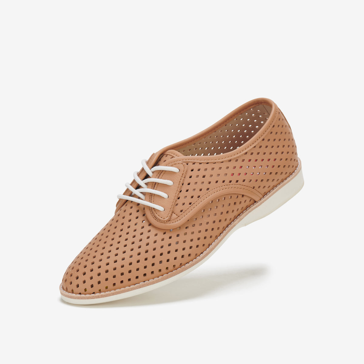 Derby Punch Soft Tan