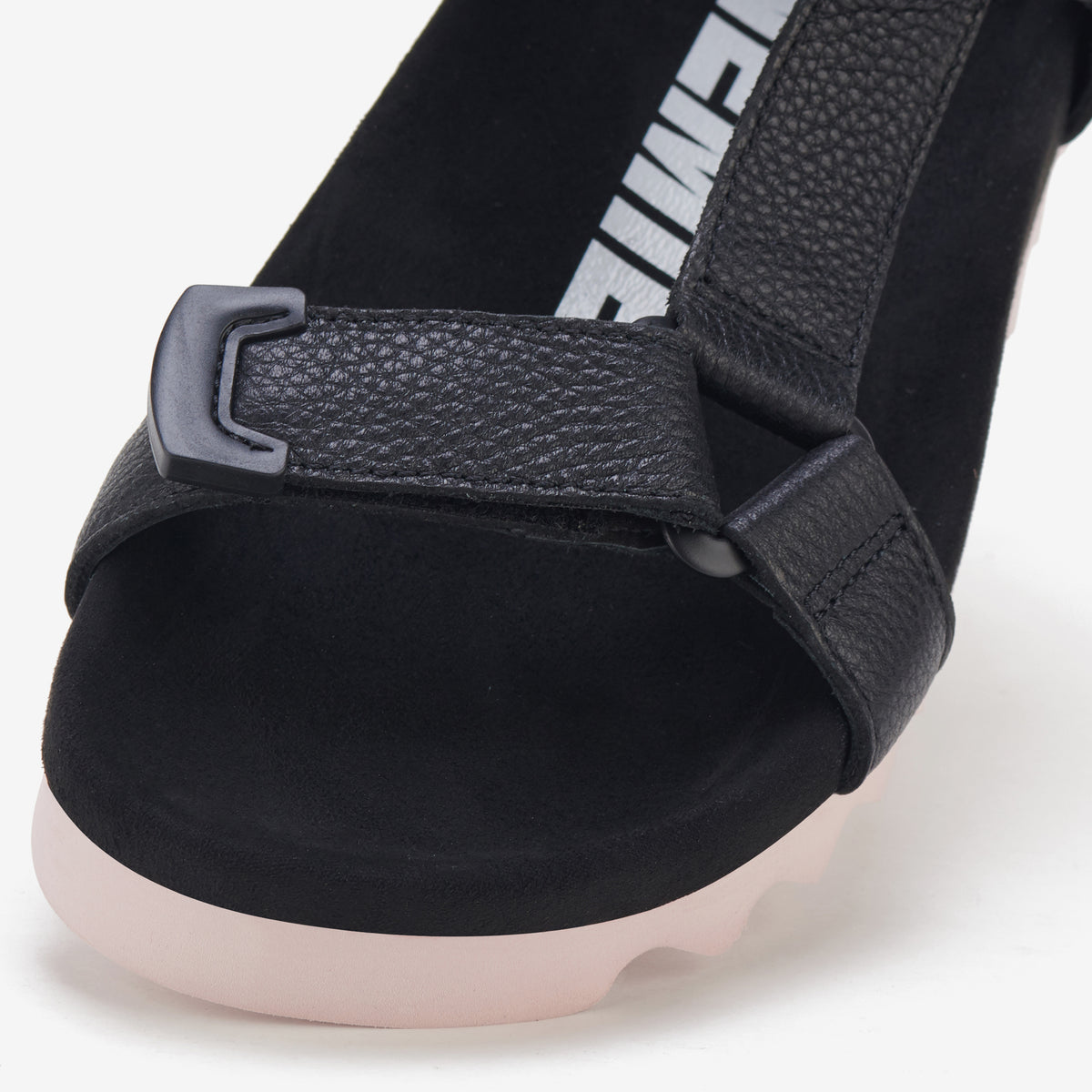 Sandal Tooth Wedge Black/Pink