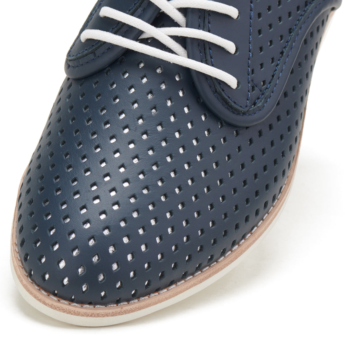 Derby Punch Overlay Dark Navy/Silver