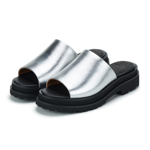 Slide Step Silver/Black