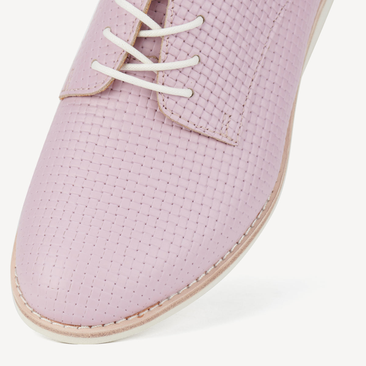 Derby Embossed Lilac