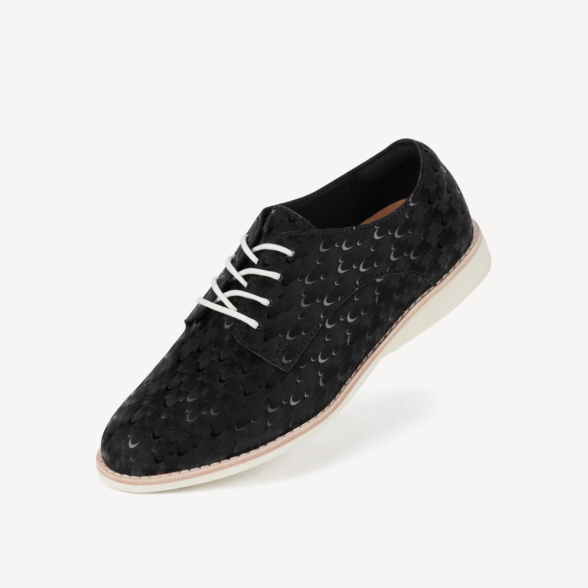 Derby Black Peacock