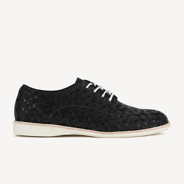 Derby Black Peacock