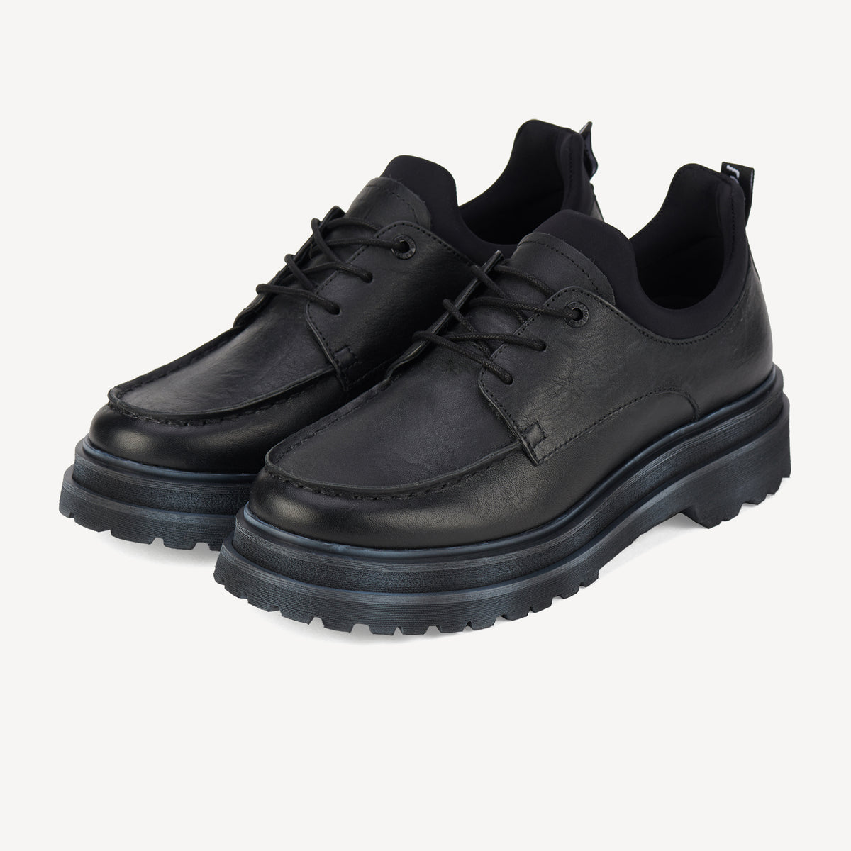 Derby Step Moccasin Black/Neo