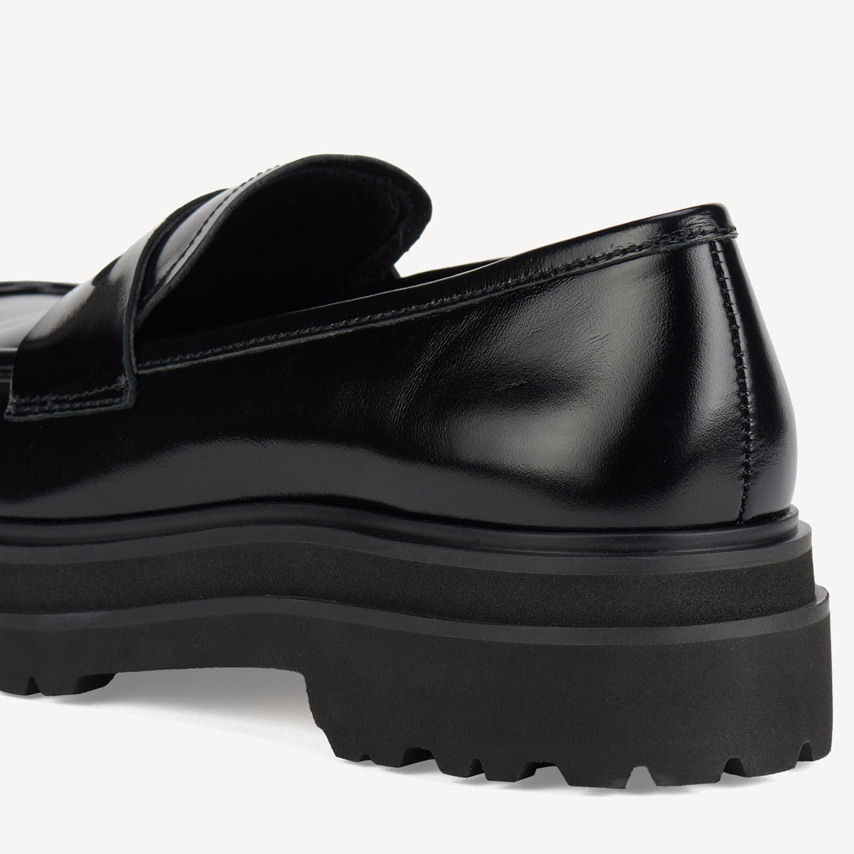Loafer Step Square Toe Black Patent