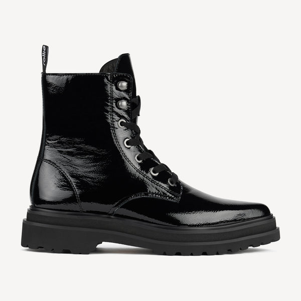 Pointed Sidezip Black Patent