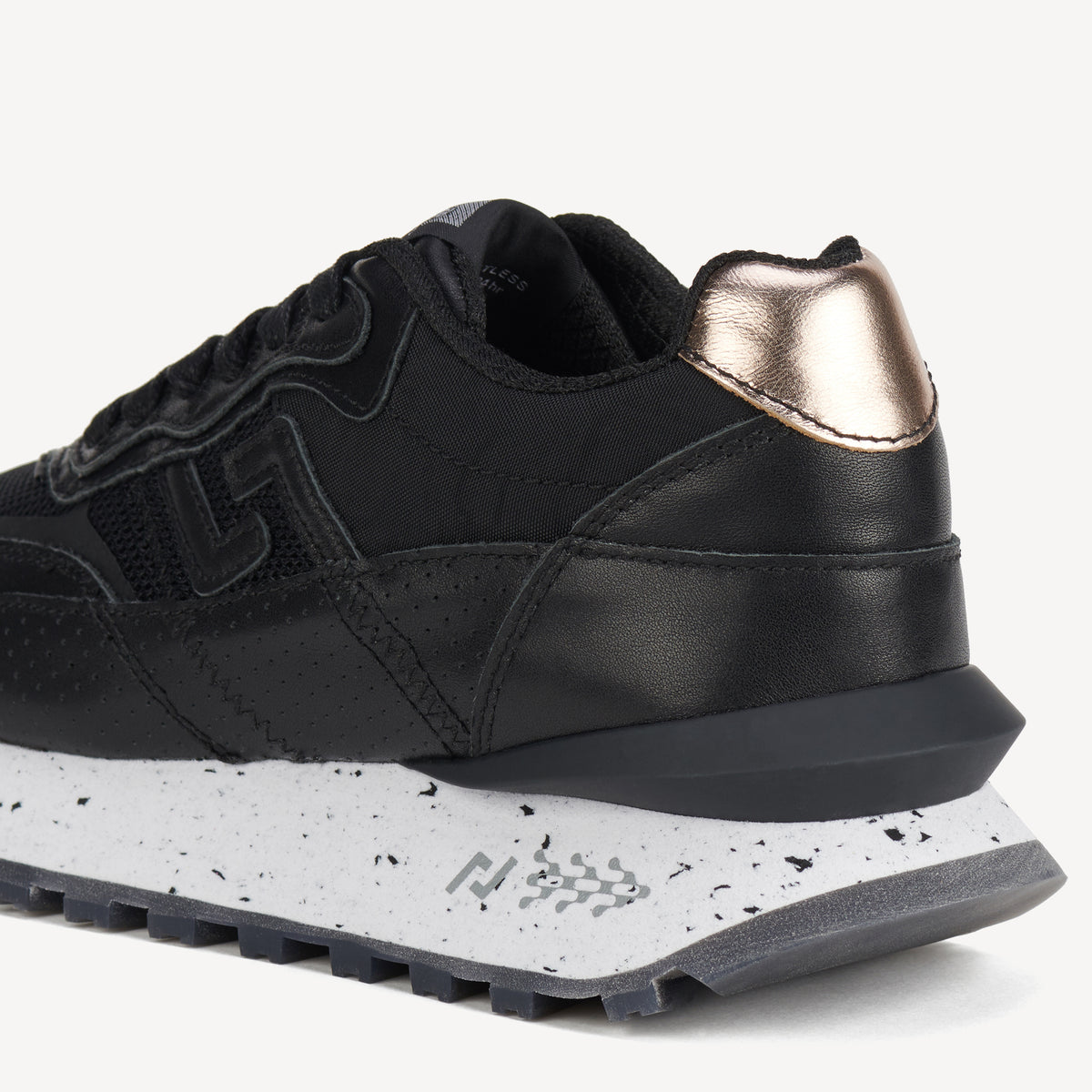 Kentu Black/Rose Gold