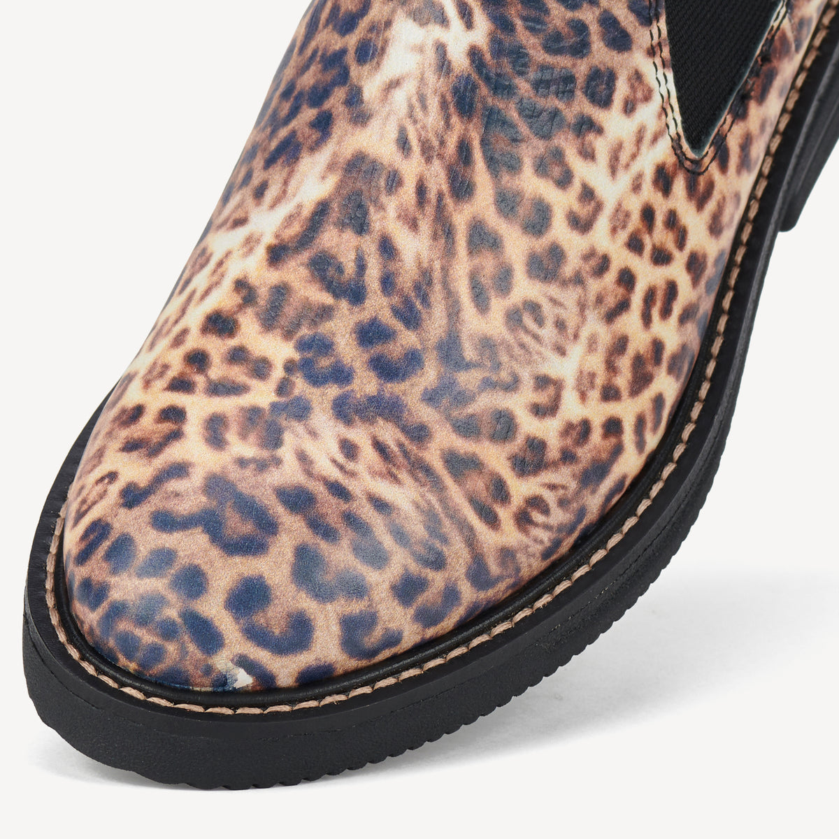 Rollie Rollie x Blunt Chelsea Rise WR Leopard — women's boot, angled three-quarter view