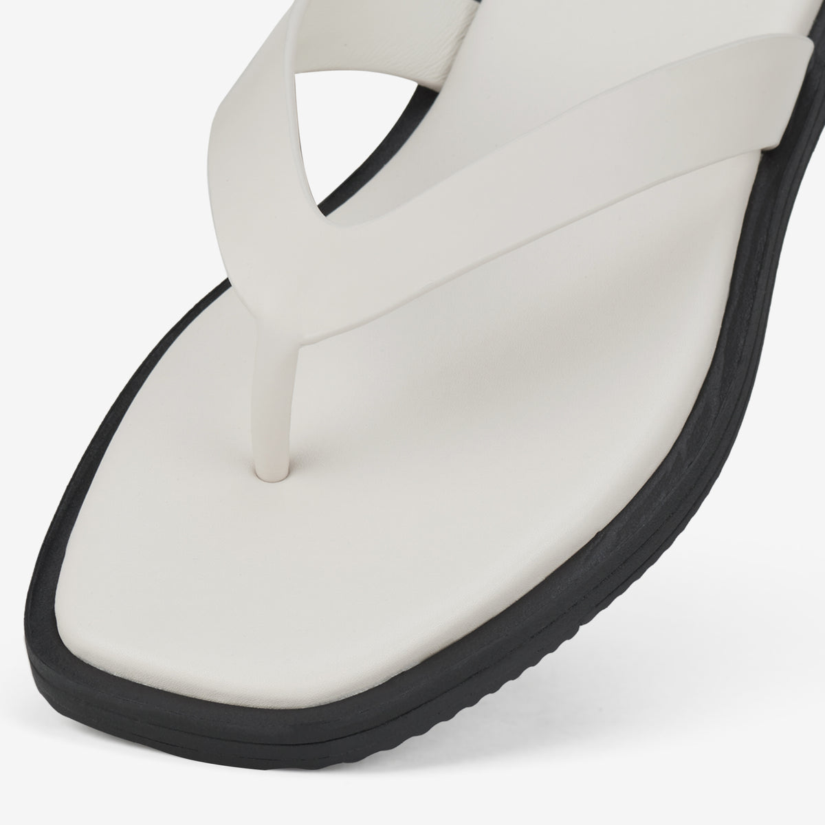 Square Toe Thong Bone/Black