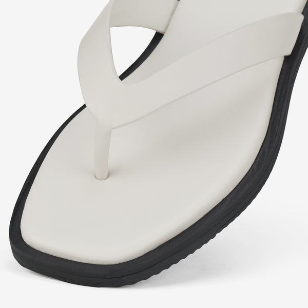 Square Toe Thong Bone/Black