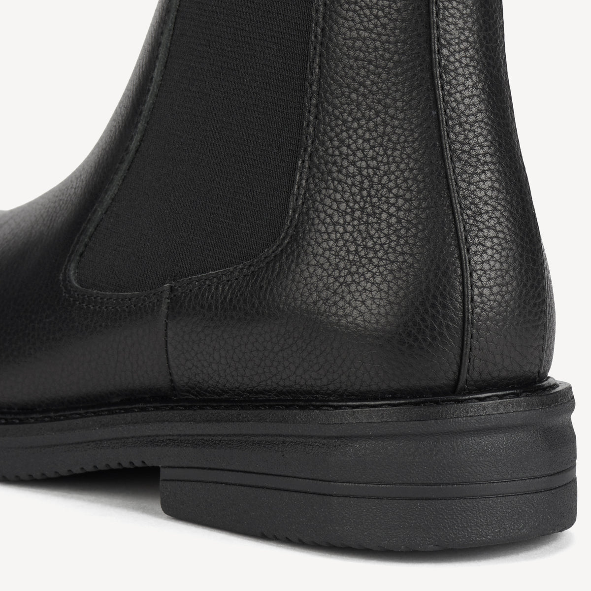 Chelsea Rise All Black Tumble