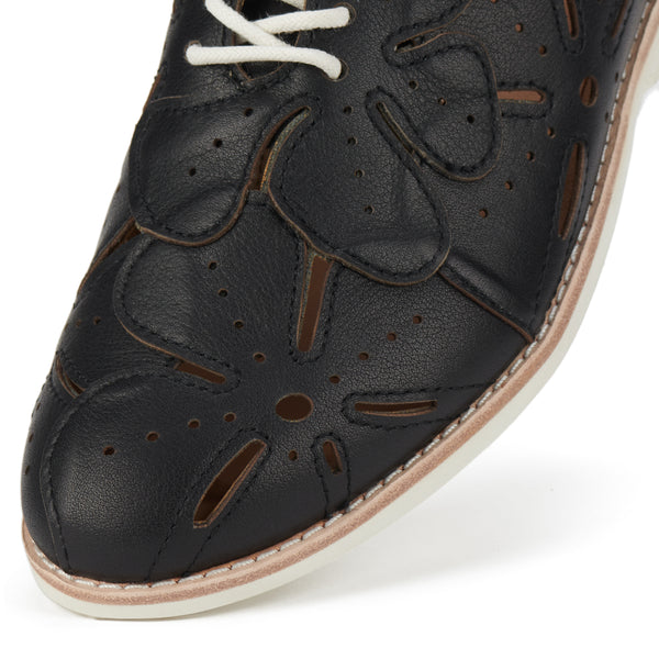 Derby Applique Black