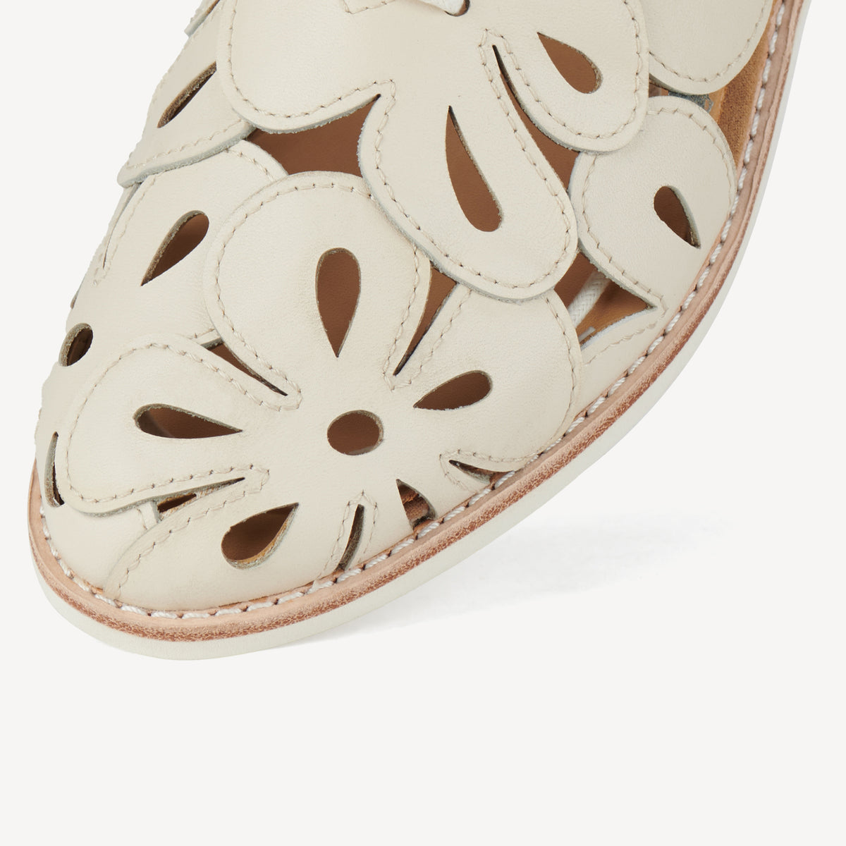Sidecut Applique Bone