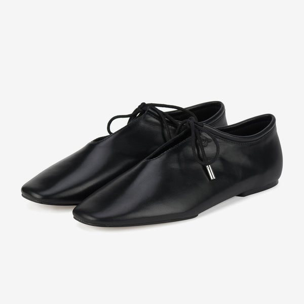 Noah Lace Black