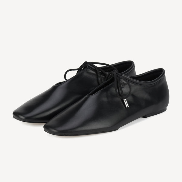 Noah Lace Black
