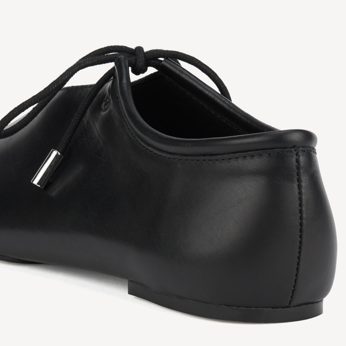 Noah Lace Black
