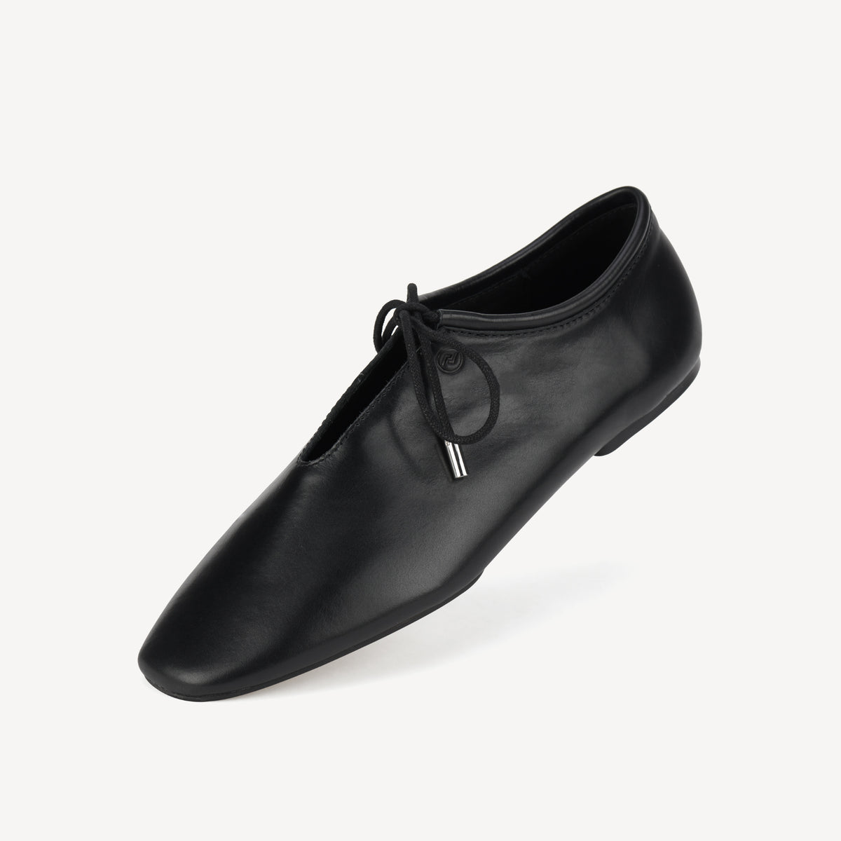Noah Lace Black
