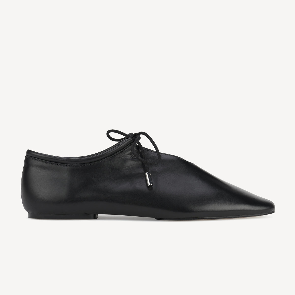 Noah Lace Black