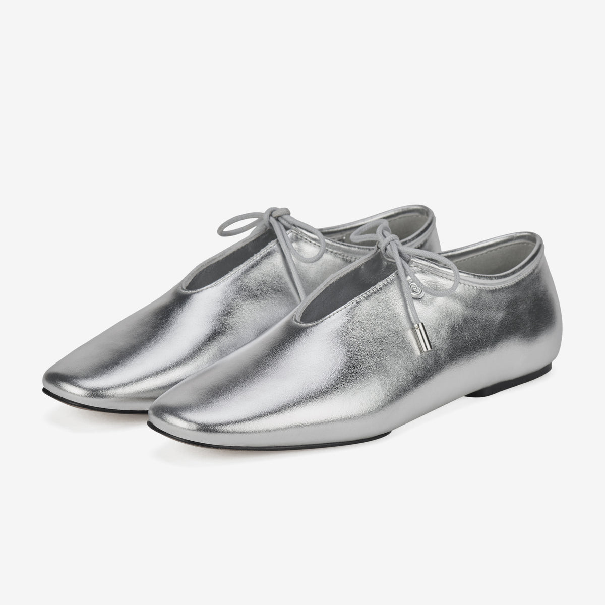 Noah Lace Silver