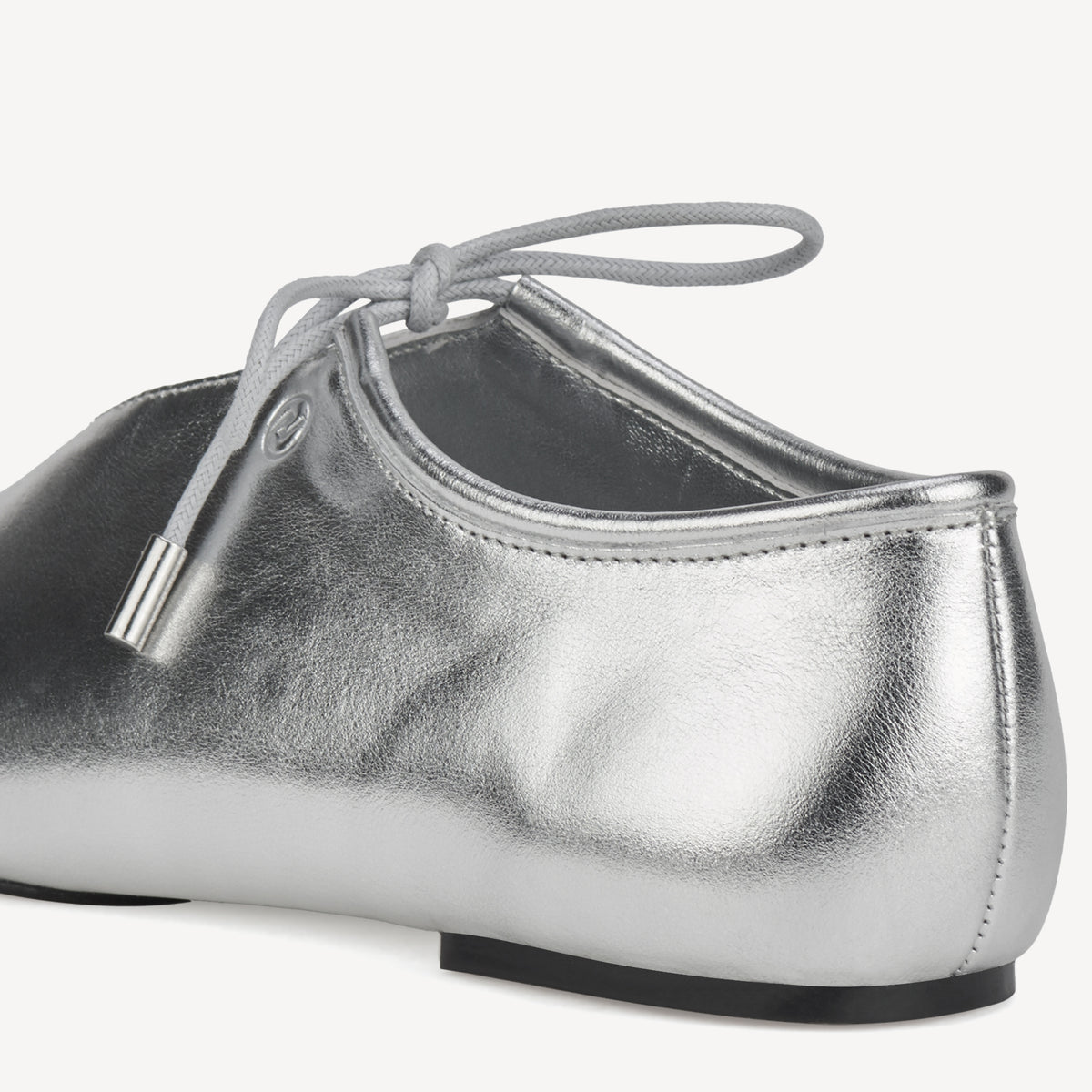 Noah Lace Silver