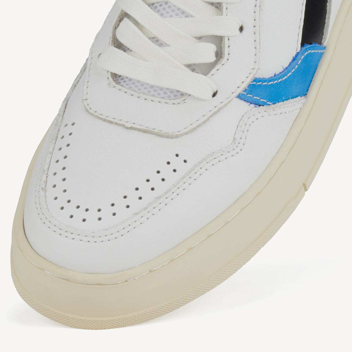 CourtPro High White/Azure