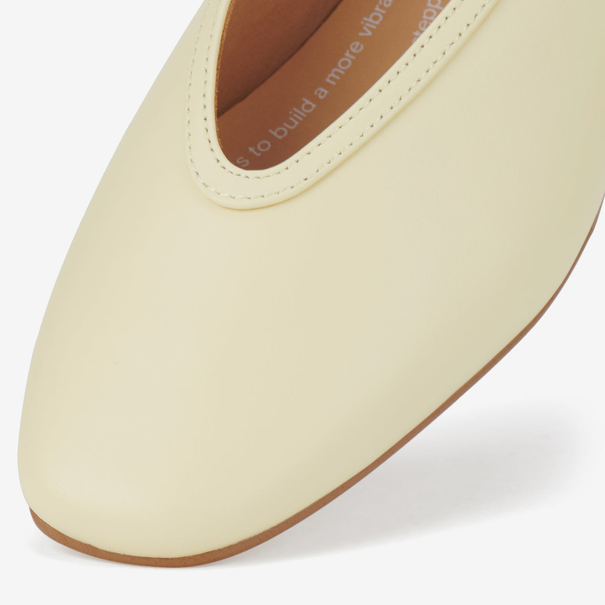 Ballet V Soft Lemon