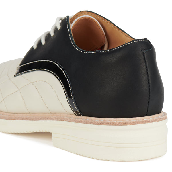 Derby Rise Monochrome Quilt