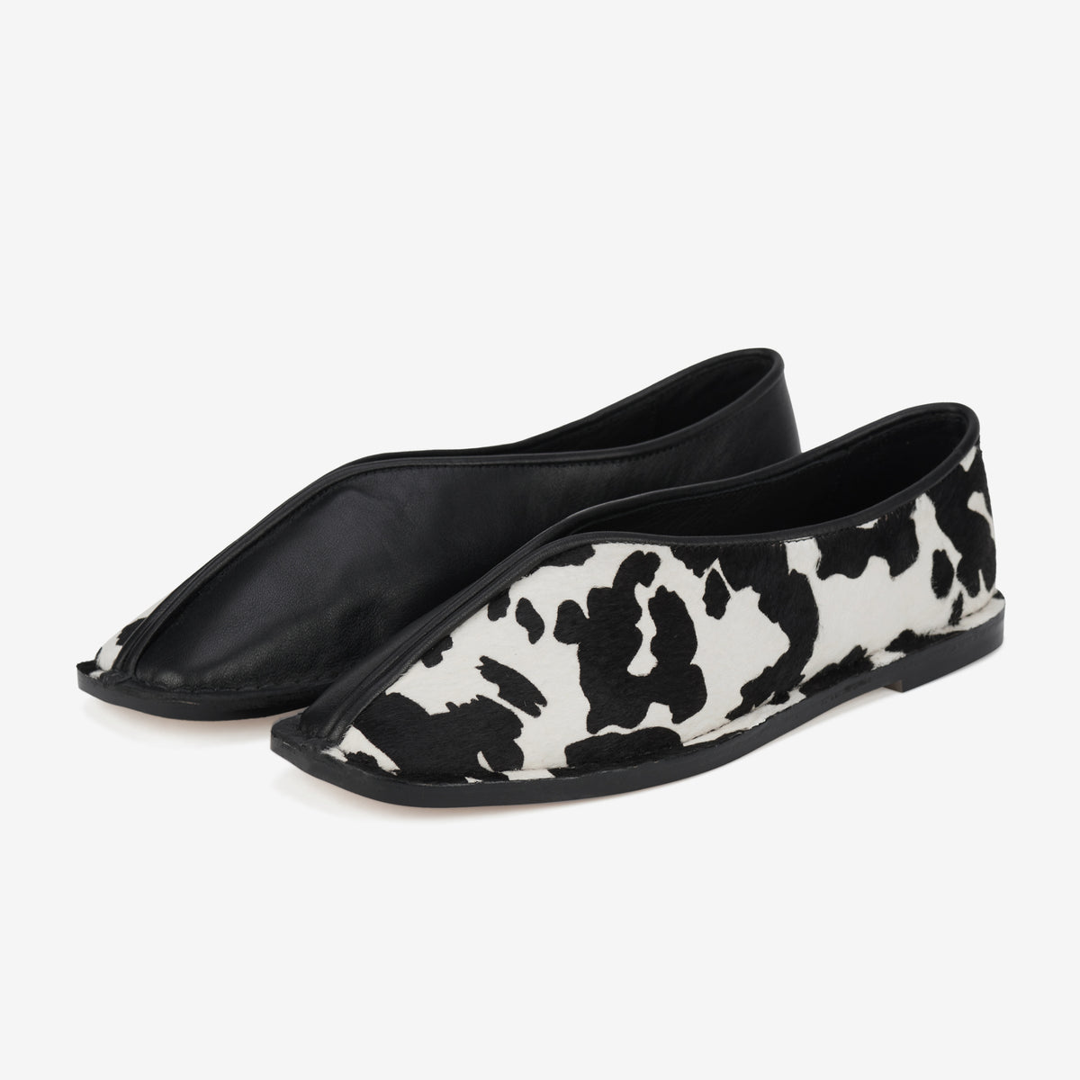 Ada Black Cowhide/Black