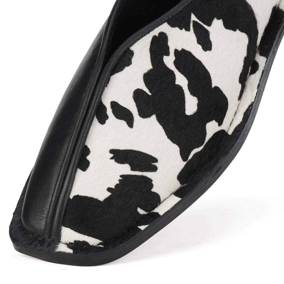 Ada Black Cowhide/Black