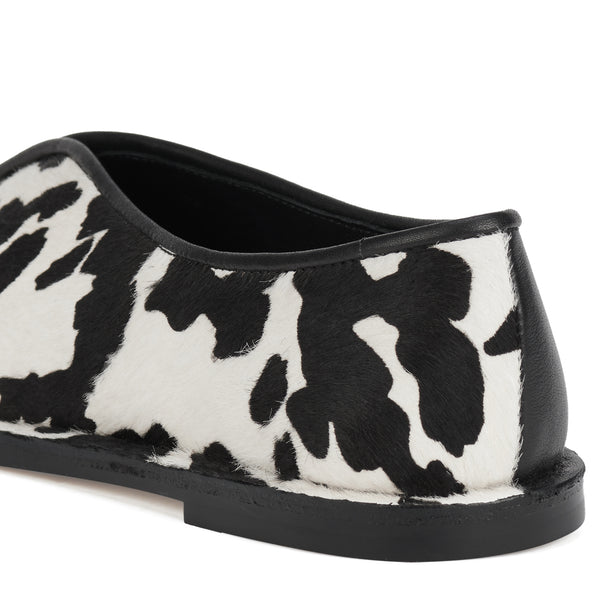 Ada Black Cowhide/Black