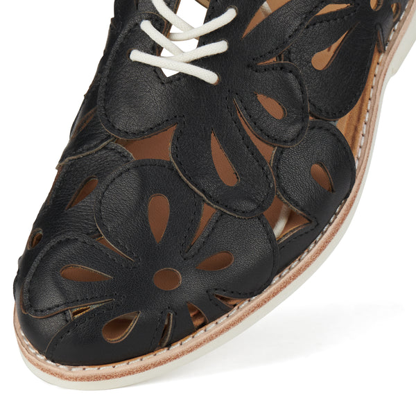 Sidecut Applique Black